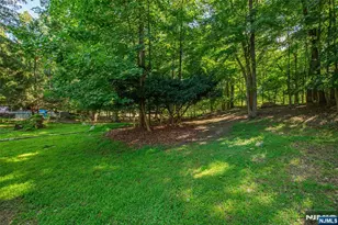 48 Oneida Ave, Oakland, NJ 07436 - Photo 5