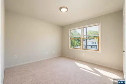 24 Park Avenue, Wanaque, NJ 07420 - Photo 27