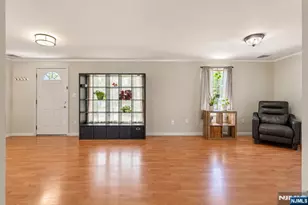 24 Park Ave, Wanaque, NJ 07420 - Photo 15