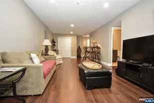 1240 Garrison Ct, Mahwah, NJ 07430 - Photo 7