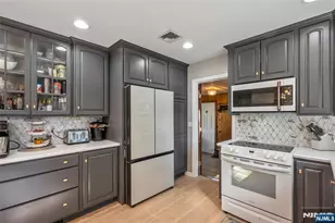 34 Northwood Dr, West Milford, NJ 07480 - Photo 21