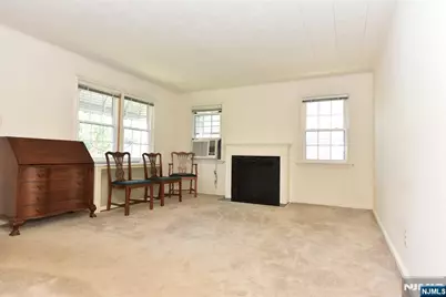 12 Woodside Avenue, Hawthorne, NJ 07506 - Photo 5