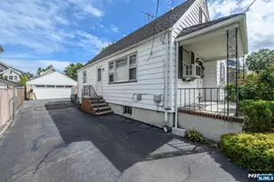 25 Broad Terrace, Bloomfield, NJ 07003 - Photo 31