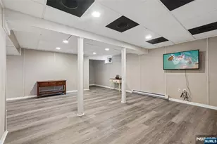 489 Adler Way, Paramus, NJ 07652 - Photo 25
