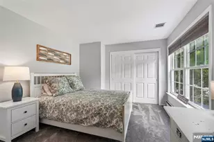 489 Adler Way, Paramus, NJ 07652 - Photo 19