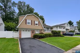 10 Sieber Ct, Bergenfield, NJ 07621 - Photo 3