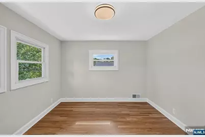 15 Haussler Terrace, Clifton, NJ 07013 - Photo 37