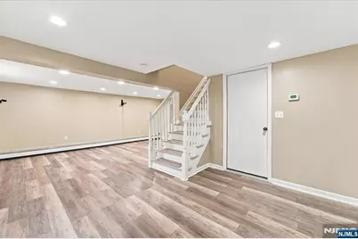 2 Crescent Road, Hopatcong, NJ 07843 - Photo 25
