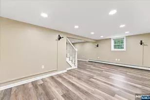2 Crescent Rd, Hopatcong, NJ 07843 - Photo 27