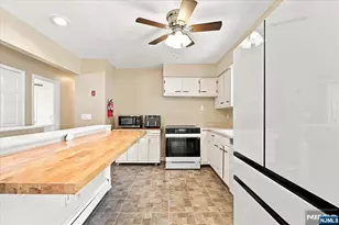 2 Crescent Rd, Hopatcong, NJ 07843 - Photo 11