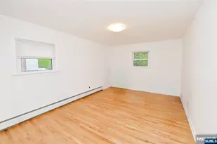 39-39 Brookside Ave, Fair Lawn, NJ 07410 - Photo 9