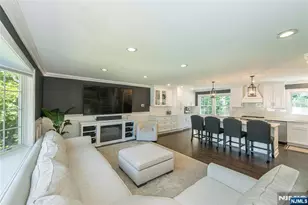 11 Martha Rd, Roseland, NJ 07068 - Photo 9