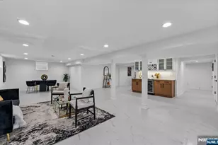 104 Highview Dr, Clifton, NJ 07013 - Photo 35