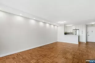 2000 Linwood Ave 14D, Fort Lee, NJ 07024 - Photo 13