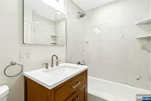 2000 Linwood Ave 14D, Fort Lee, NJ 07024 - Photo 19