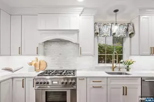 97 California St, Ridgewood, NJ 07450 - Photo 11