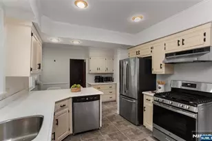 12 Marquette Rd, Montclair, NJ 07043 - Photo 15