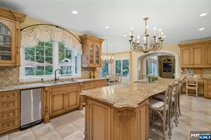 88 Bayberry Dr, Mahwah, NJ 07430 - Photo 9