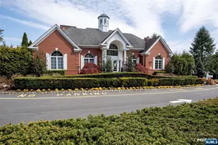 312 Wilshire Dr, Nutley, NJ 07110 - Photo 27