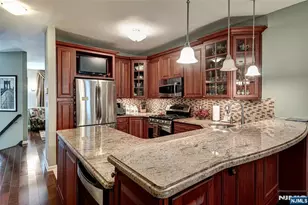 312 Wilshire Dr, Nutley, NJ 07110 - Photo 9