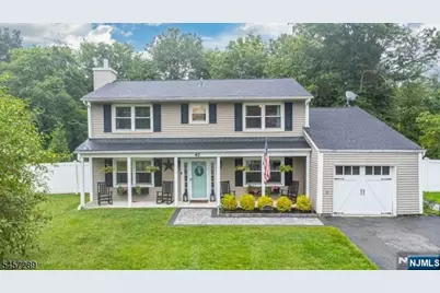 47 Biscay Drive, Mount Olive, NJ 07836 - Photo 1