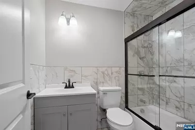 125 Park Avenue, Newark, NJ 07104 - Photo 41
