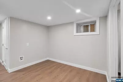 125 Park Avenue, Newark, NJ 07104 - Photo 27