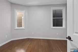 125 Park Ave, Newark, NJ 07104 - Photo 33