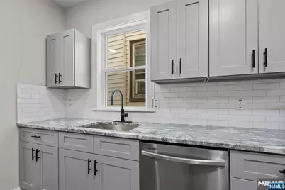 125 Park Avenue, Newark, NJ 07104 - Photo 13