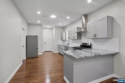 125 Park Avenue, Newark, NJ 07104 - Photo 7