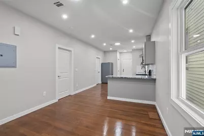 125 Park Avenue, Newark, NJ 07104 - Photo 15