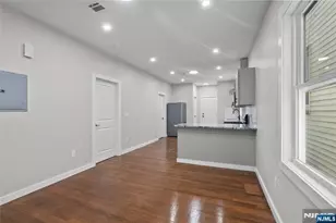 125 Park Ave, Newark, NJ 07104 - Photo 15