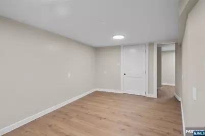 125 Park Avenue, Newark, NJ 07104 - Photo 23