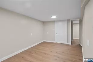125 Park Ave, Newark, NJ 07104 - Photo 23
