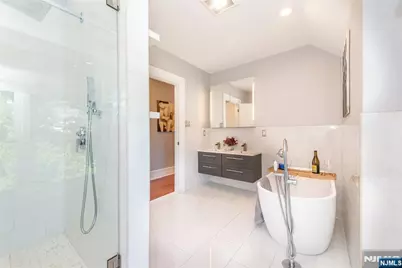 35 Benson Street, Bloomfield, NJ 07003 - Photo 19