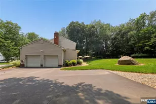 53 Van Blarcom Ln, Wyckoff Township, NJ 07481 - Photo 31
