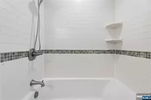 53 Van Blarcom Ln, Wyckoff Township, NJ 07481 - Photo 23