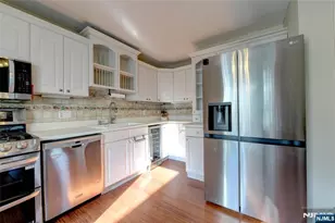 37 Bound Brook Rd, Parsippany, NJ 07054 - Photo 11