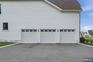 73 Woodmere Rd, Upper Saddle River, NJ 07458 - Photo 5