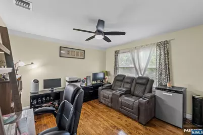 39 Paterson Avenue, Clifton, NJ 07014 - Photo 25