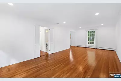 10 Cedar Lane, Roseland, NJ 07068 - Photo 5