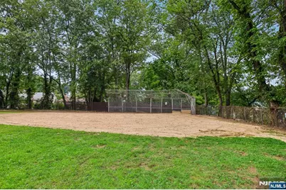 46 Highland Avenue, Nutley, NJ 07110 - Photo 35