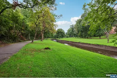 46 Highland Avenue, Nutley, NJ 07110 - Photo 37