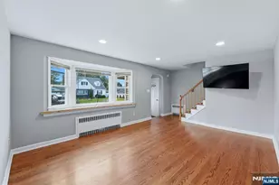 635 Robinson Terrace, Union Township, NJ 07083 - Photo 5