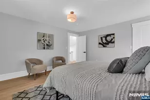 25 Laurel Ave, East Orange, NJ 07017 - Photo 13