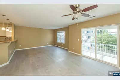 401 Dalton Court, Denville, NJ 07834 - Photo 7