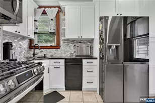 76 Laurel Ave, Irvington, NJ 07111 - Photo 17