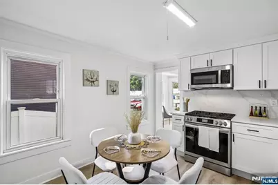 80 Glenwild Avenue, Bloomingdale, NJ 07403 - Photo 11