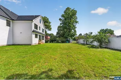 21 Pomona Avenue, Pequannock Township, NJ 07444 - Photo 39