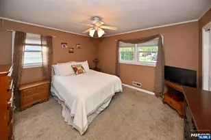 700 Evans St, Paramus, NJ 07652 - Photo 11
